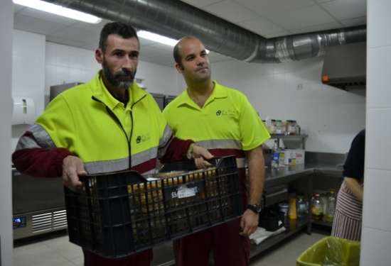 Implementació de mesures per a millorar els circuits d’aprofitament d’excedents alimentaris als mercats i supermercats