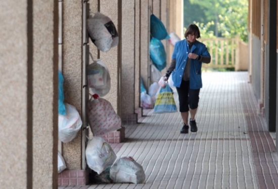 Imatge 2 de la galeria de l’actuació Plec tipus de prescripcions tècniques per a la contractació del servei de recollida i transport de residus municipals amb sistema porta a porta
