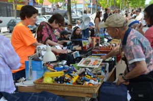 El mercat d’intercanvi i segona mà de Martorell estrena la 14ª edició