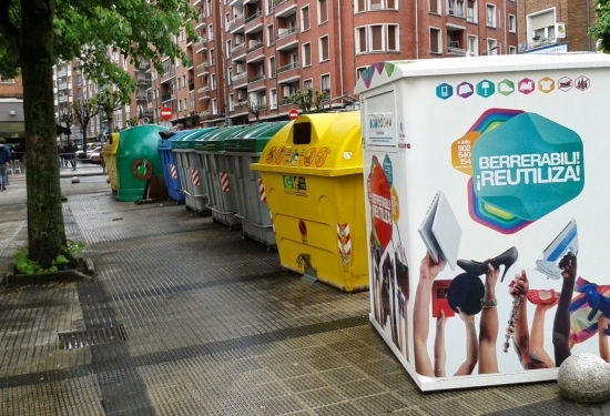 Imatge 1 de la galeria de l’actuació Realització de la recollida d’objectes reutilitzables mitjançant contenidors