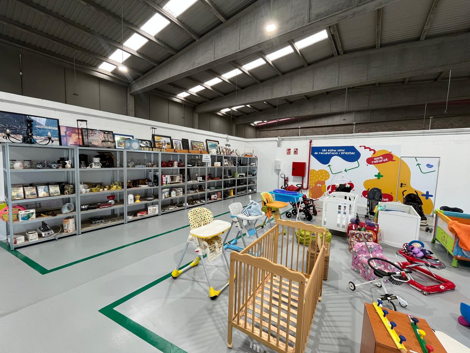 L’Espai Com Nou promou la reutilització de productes del Penedès i el Garraf